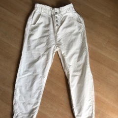 (お話中)ZARA ズボン　レディースの画像