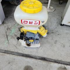 ロビンエンジン散布機 NF450