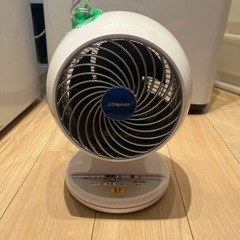 サーキュレーター　アイリスオーヤマ　ホワイト
