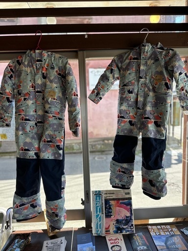 BURTON バートン　女子スノースーツ