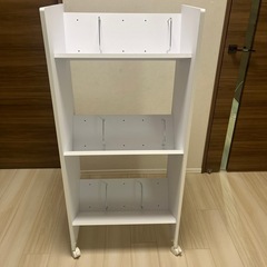 ナナメ収納　本棚