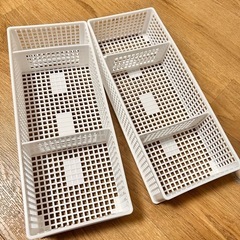 6/22以降取引可　
間仕切り付き収納×2の画像