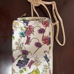 🌸お財布ショルダー🌸スマホも収納！新品未使用🌸