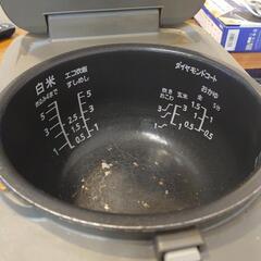 炊飯器の画像
