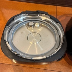 電気圧力鍋の画像