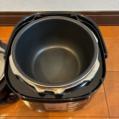 電気圧力鍋の画像