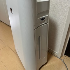 シャープ　加湿空気清浄機　2017年製　　の画像