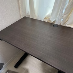 ニトリ　手動昇降デスク