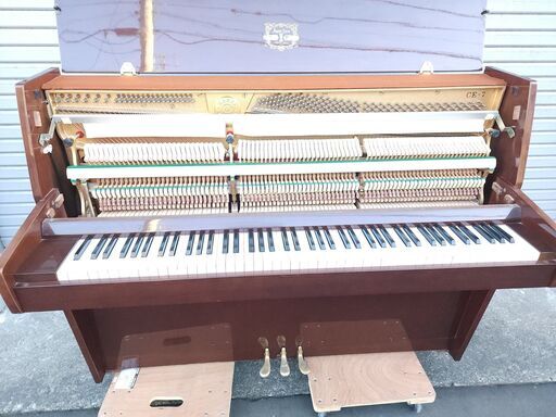 商談中 KAWAI（カワイ）中古ピアノ CE-7