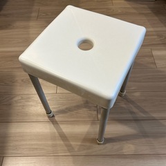 【ニトリ】バスチェア　お風呂の椅子　抗菌アルミ風呂いす　ホワイト