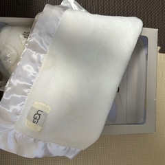 新品未使用UGGベビーシューズの画像