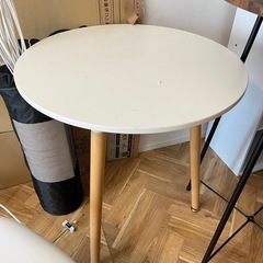 テーブル　カフェテーブル