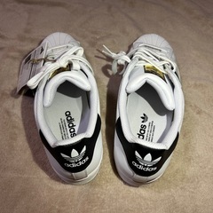 【新品  未使用】adidas SUPERSTAR スニーカーの画像