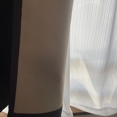 遮光の茶色のカーテン　出窓用の画像