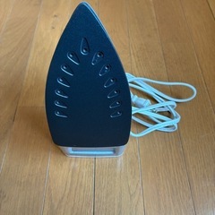 【スチームアイロン】YAMAZEN　ZAE-100の画像