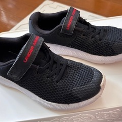 UNDER ARMOR 20cmの画像
