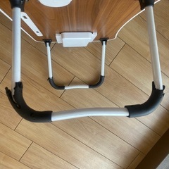 折りたたみテーブルの画像