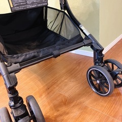 コンビ ベビーカー スゴカル compactの画像
