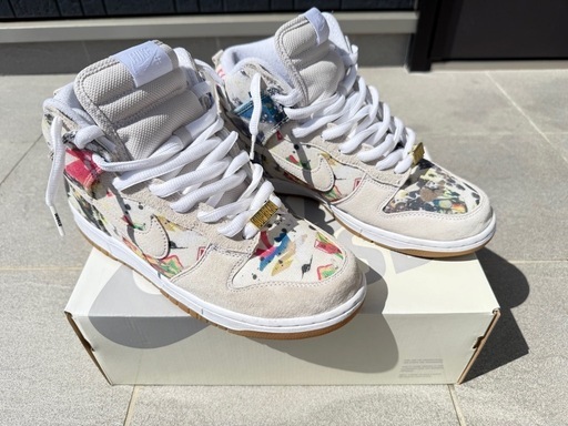 Supreme × Nike SB Dunk High 