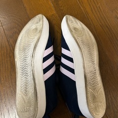 adidasアディダス　スニーカー　レディースの画像