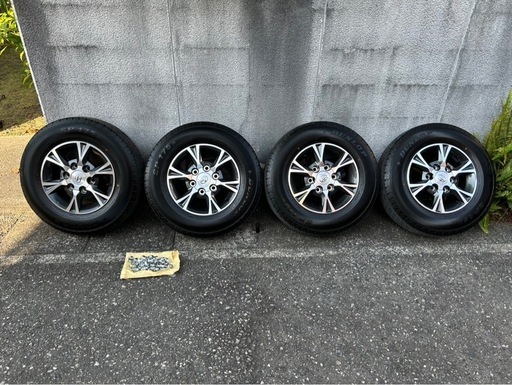 ハイエース純正ホイールタイヤセット