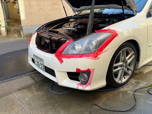 車　ヘッドライト黄ばみ取り　透明化作業
