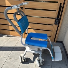 UCHIE ウチエ 介護 入浴 くるくる 車椅子の画像