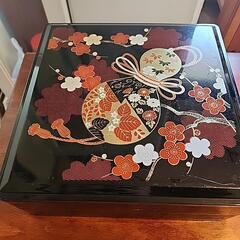 おせちの重箱　お店から買ったおせちの重箱の画像