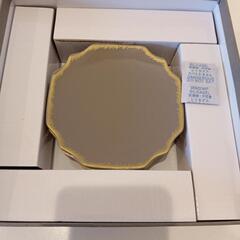 お皿の画像