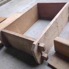 すし桶の画像