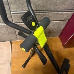 筋トレ　腹筋シェイパー 【ビサンテ】液晶メーター付