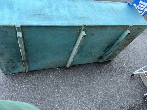 モノマニア四日市】【引取限定】FRP水槽 1800x90 貯水槽 生簀 農業