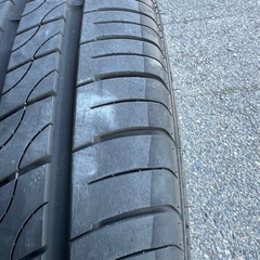225 35 19 タイヤ2本　バリ山の画像