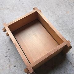すし桶の画像