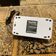Makita DC18SG 充電器 AC100V専用　新品未使用の画像