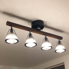 【美品】4連シーリングライトライト　エアリゾーム　電球・リモコン付きの画像