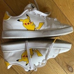 ポケモンシューズの画像