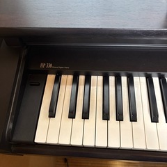 ローランド　電子ピアノ　HP330の画像