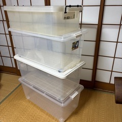 プラスチック衣装ケース各種の画像