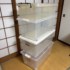 プラスチック衣装ケース各種の画像
