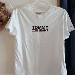 TOMMY　Ｔシャツホワイト