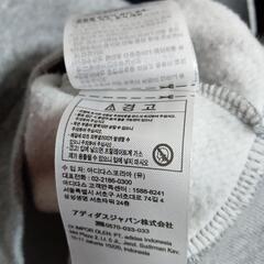 アディダスadidasパーカーの画像