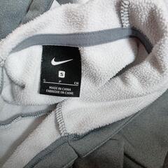 ナイキNIKEパーカーの画像