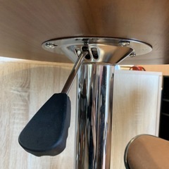 646 丸テーブルスタンド ※傷アリの画像