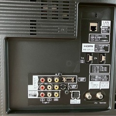 panasonic テレビとリモコンの画像