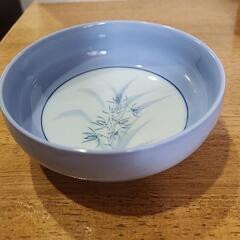 値下げしました。お皿五点の画像
