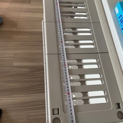 高さ調整４段階　収納家具 2つ　上においてるだけなので取れますの画像