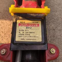 2t ジャッキの画像
