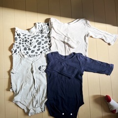 【赤ちゃん本舗】ベビー肌着 4点セット 70-90まとめ売りセットの画像