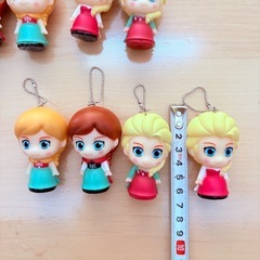 ぷかぷかアナと雪の女王ボールチェーン付すくい人形31個まとめの画像